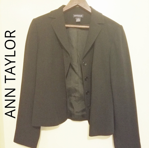 Ann Taylor Jackets & Blazers - ANN TAYLOR CLASSIC BLACK 4 BUTTON BLAZER